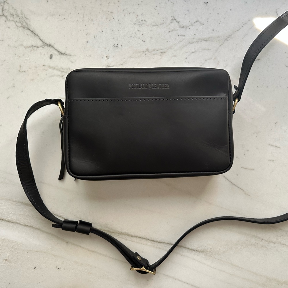 NEW Portland Leather Black Toaster Crossbody Bag